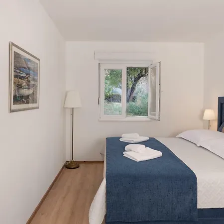 Villa Village Idylle With Heated Pool, Sauna, Jacuzzy And Private Parking
