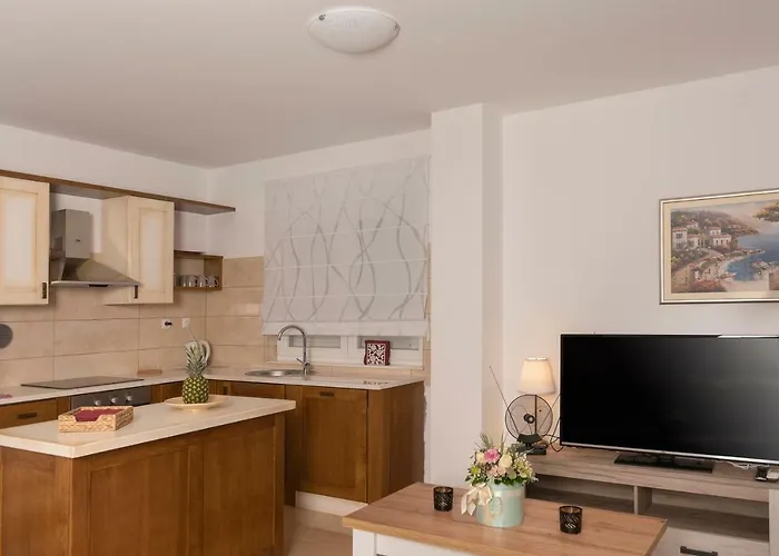 וילה Village Idylle With Heated Pool, Sauna, Jacuzzy And Private Parking Sukošan