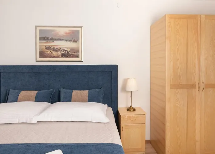 Villa Village Idylle With Heated Pool, Sauna, Jacuzzy And Private Parking Sukošan