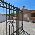 Village Idylle With Pool, Sauna, Jacuzzy And Private Parking Vila
