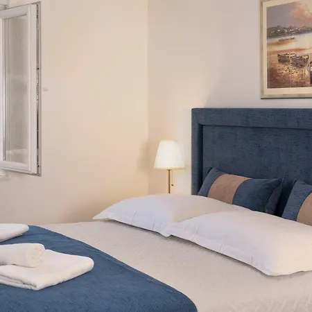 Village Idylle With Heated Pool, Sauna, Jacuzzy And Private Parking Villa Sukosan