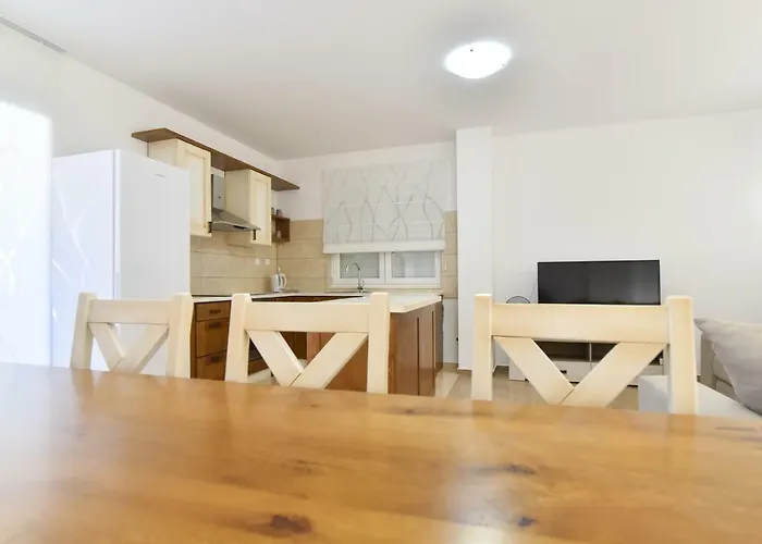Villa Village Idylle With Heated Pool, Sauna, Jacuzzy And Private Parking *