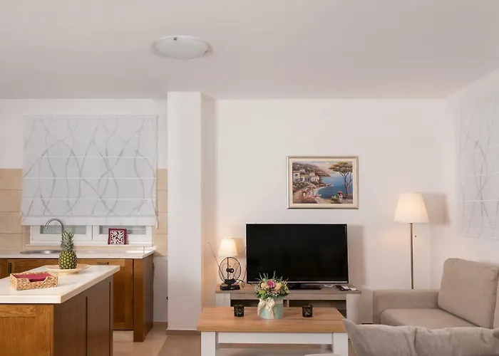 Vila Village Idylle With Heated Pool, Sauna, Jacuzzy And Private Parking *